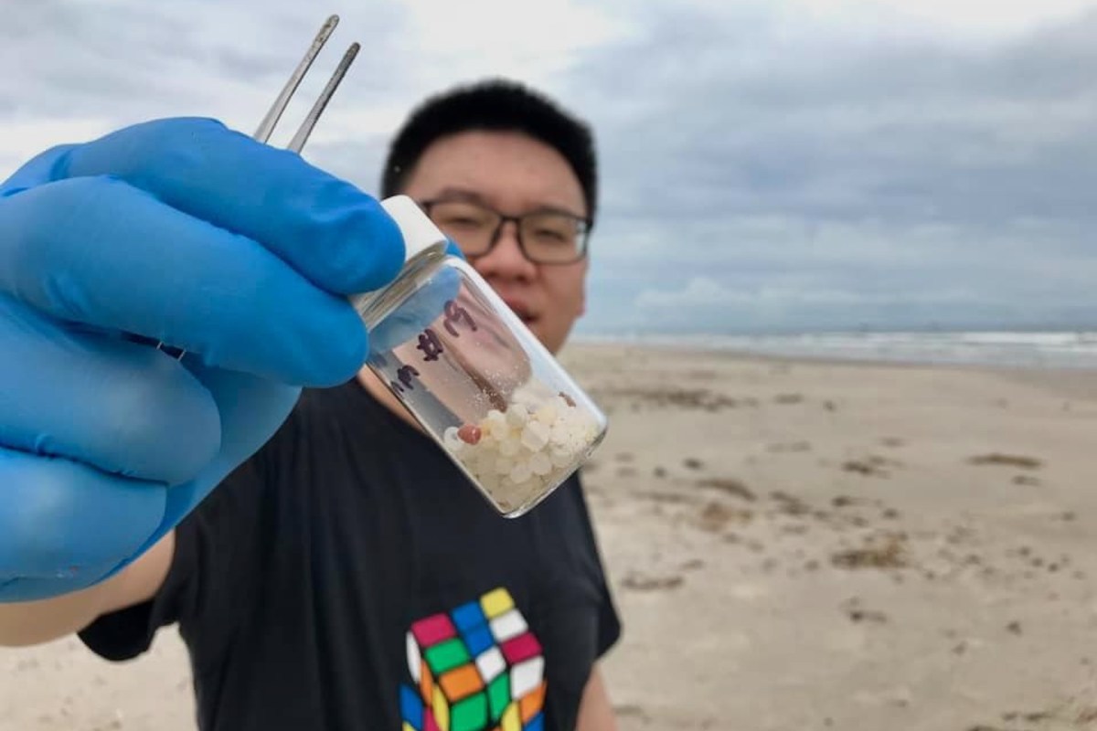 Scientists from the University of Texas at Austin tracked nurdle pollution hundreds of miles across the Gulf of Mexico.