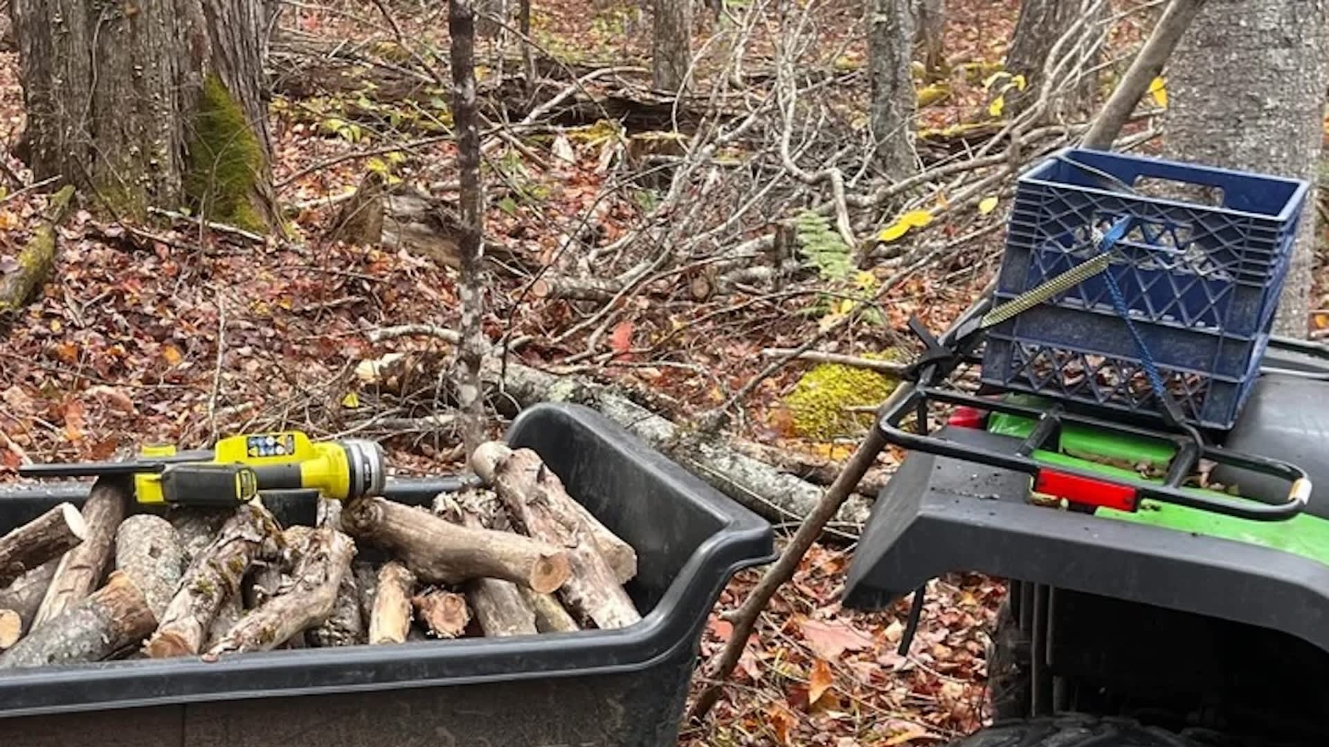 Off-gridder reveals strategy for staying warm throughout winter: 'That's hardcore'