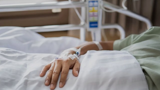 A massive outbreak of a mosquito-borne virus in Bangladesh has health officials on edge as hospitals are nearing breaking point.