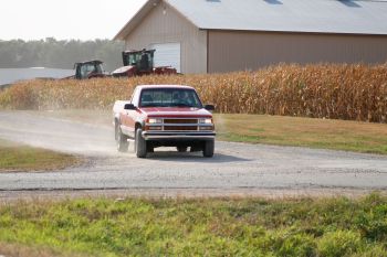 The Hawai'i Police Department recently issued a warning to motorists with lifted trucks about violating county code regulations.