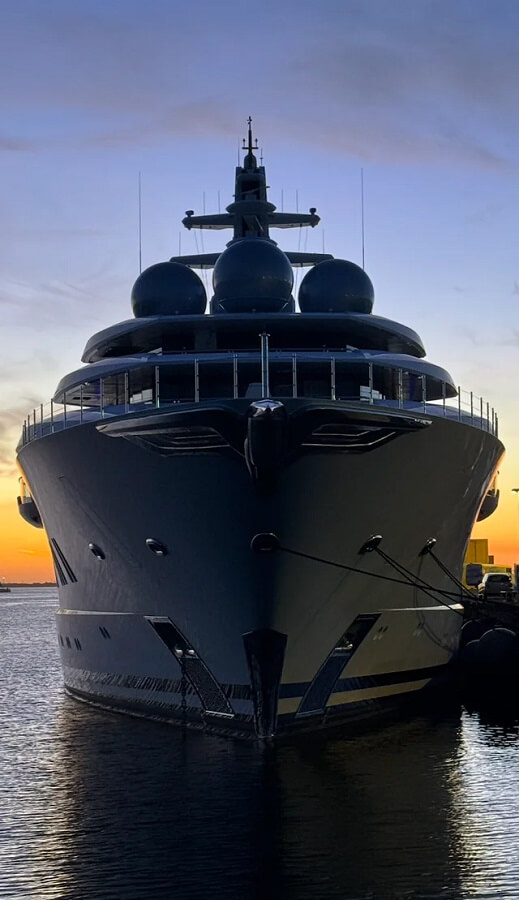 One Reddit user shared up-close photos of an enormous superyacht docked at the San Diego waterfront, and the internet had plenty to say about it.