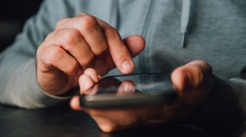 A Redditor shared a screenshot of a shocking interaction between an influencer and a fan, prompting a discussion about wealth and overconsumption.