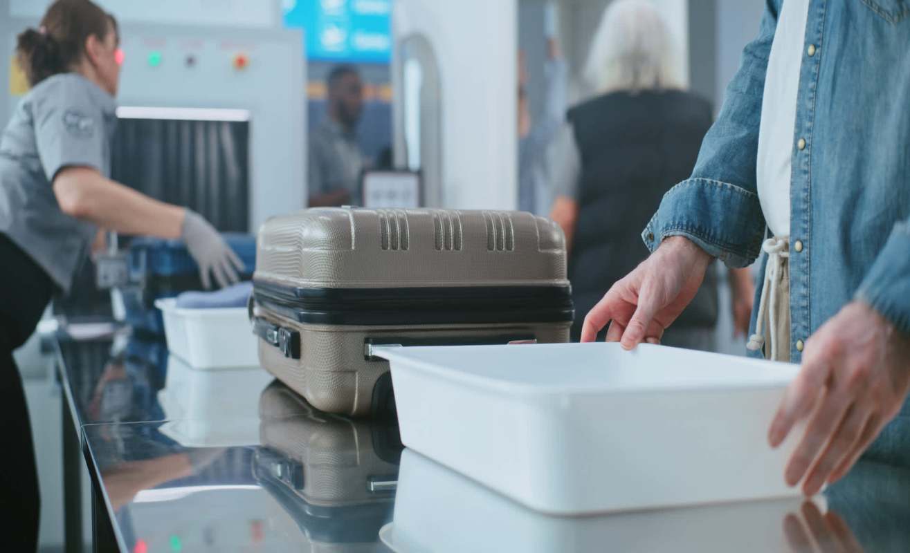 More than 200 kilograms (441 pounds) of sea cucumbers were seized at the Hong Kong International Airport in October.