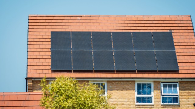 A Southern California homebuyer's quandary left them asking Reddit for advice on whether to lease or buy solar panels.