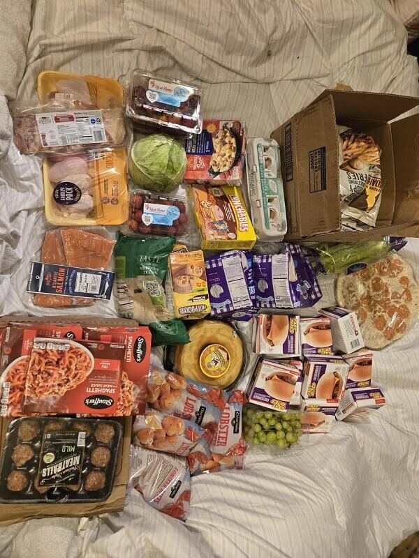 One individual showcased an enormous haul of dumpster diving, showing just how much perfectly good food gets thrown out.