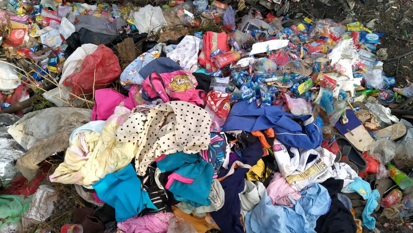 Hundreds of young people gathered across Nigeria to highlight the country's growing textile waste crisis.
