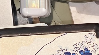 One lucky thrifter scored a Kindle for only $10 at a thrift shop, and the seller even threw in a case and charger.