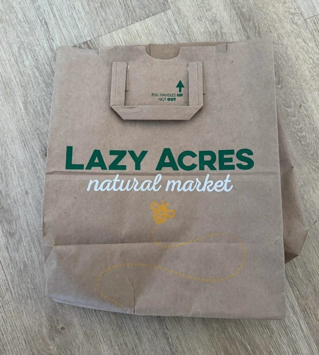 One clever upcycler has an easy way to transform the humble paper bag into an elegant flower bag.