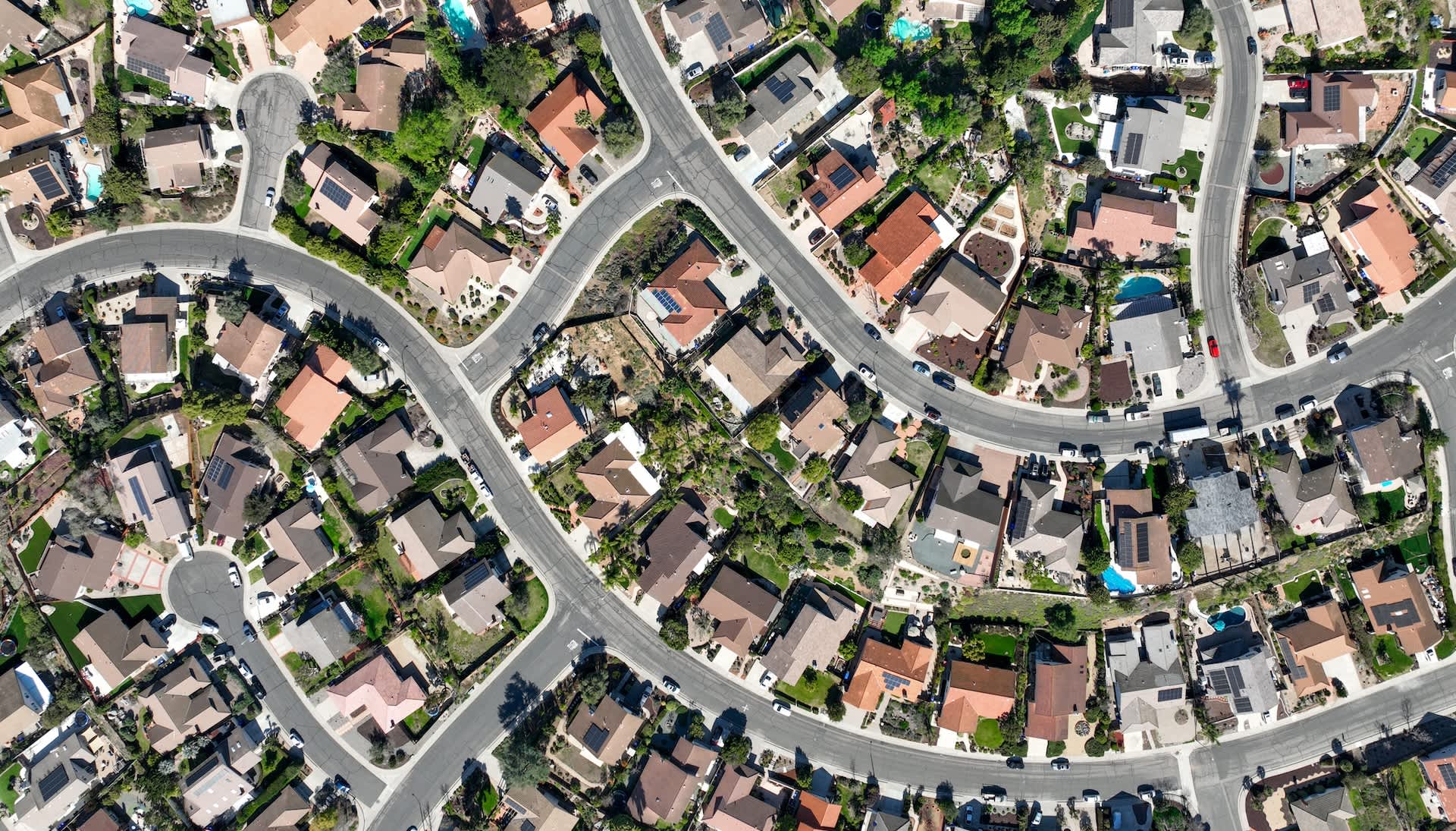 Officials celebrate completion of massive project set to power 80,000 homes: 'Extremely important'