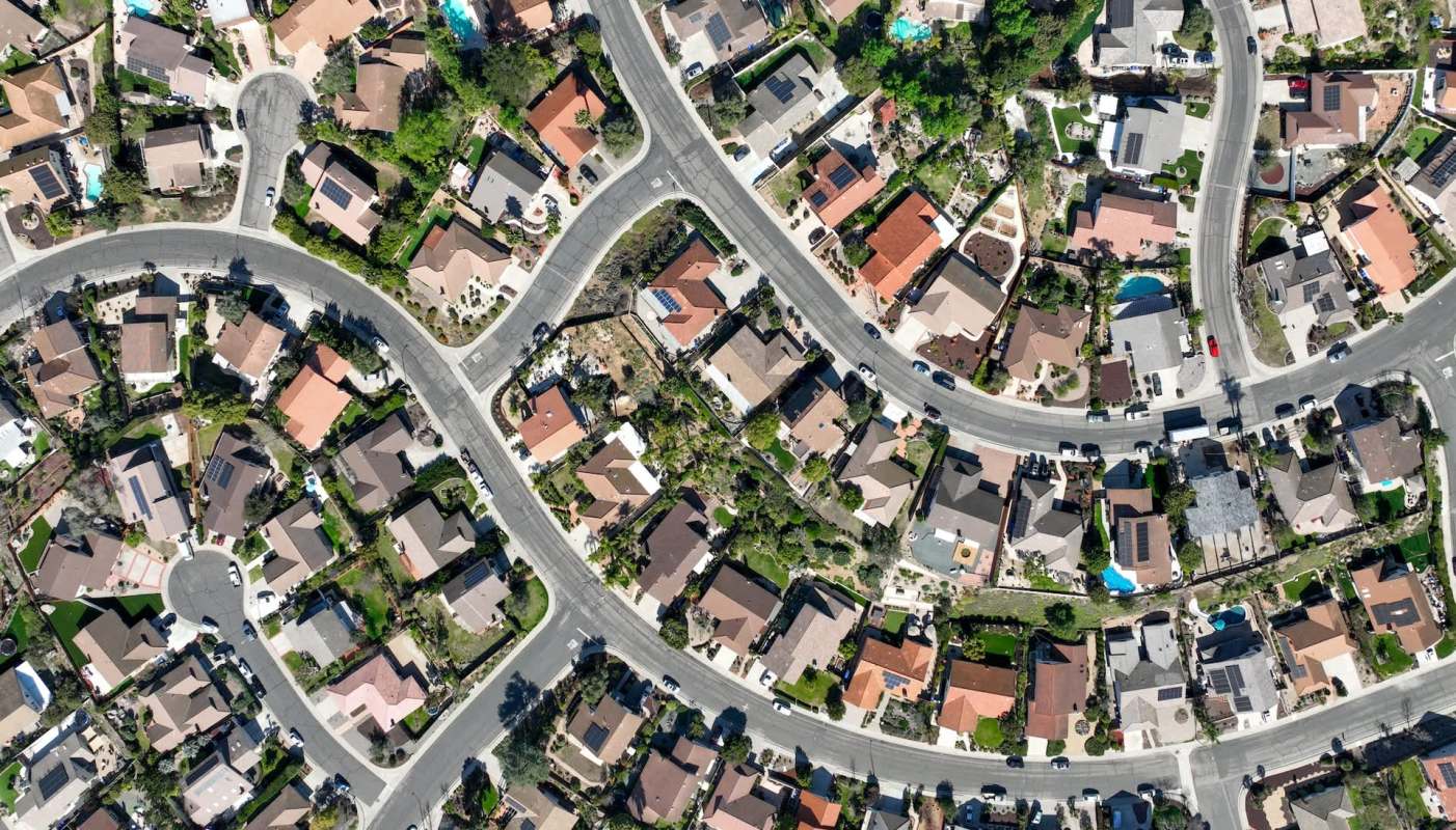 A major renewable energy project has just reached completion in Finland, with the installation of a new wind farm.