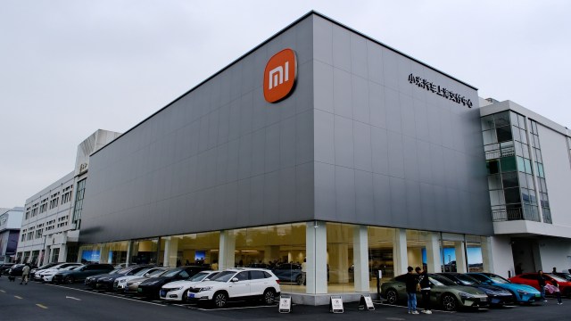 In 2024, Chinese tech giant Xiaomi jumped into the EV space by launching its SU7 sedan. Now, its EVs are outselling Tesla's.