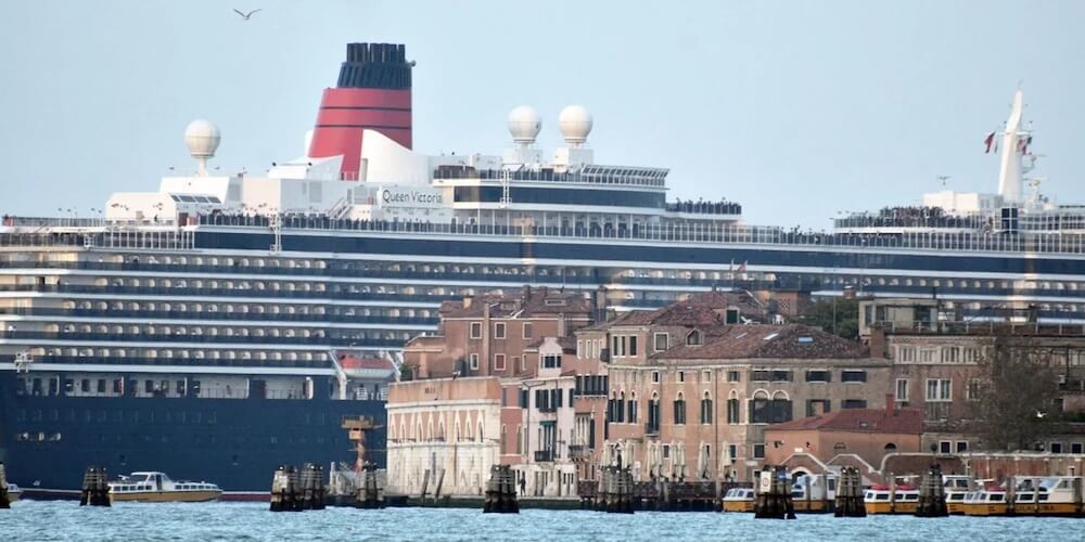 An outraged onlooker shared a sight of a massive cruise ship gliding through Venice's canals, revealing locals' anger at the ships.
