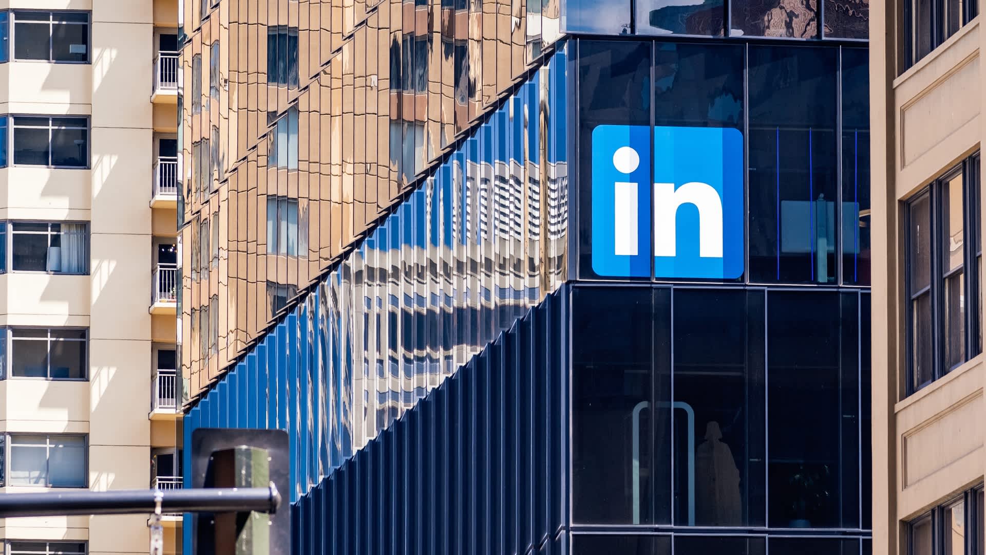 LinkedIn executive calls out Elon Musk and Bill Gates over claims of AI replacing all jobs: 'That's not what we're seeing'