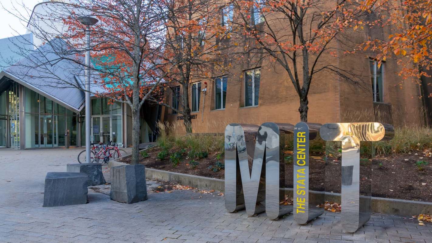 Artificial intelligence is already dominating the conversation in Silicon Valley and on Wall Street. Now, it's becoming the hottest thing on campus.