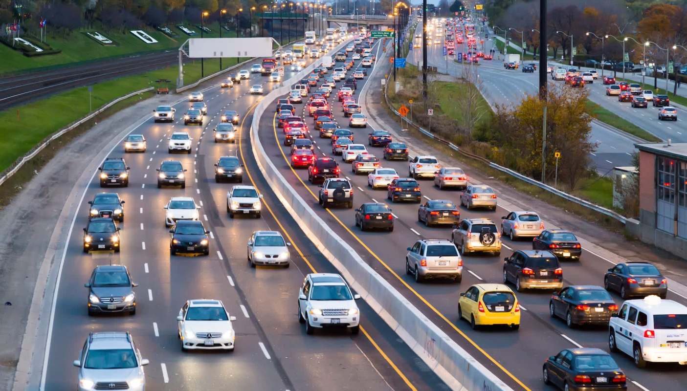 One Reddit user shared a troubling photo of a DIY lift kit installation, and the comments section revealed widespread concern.