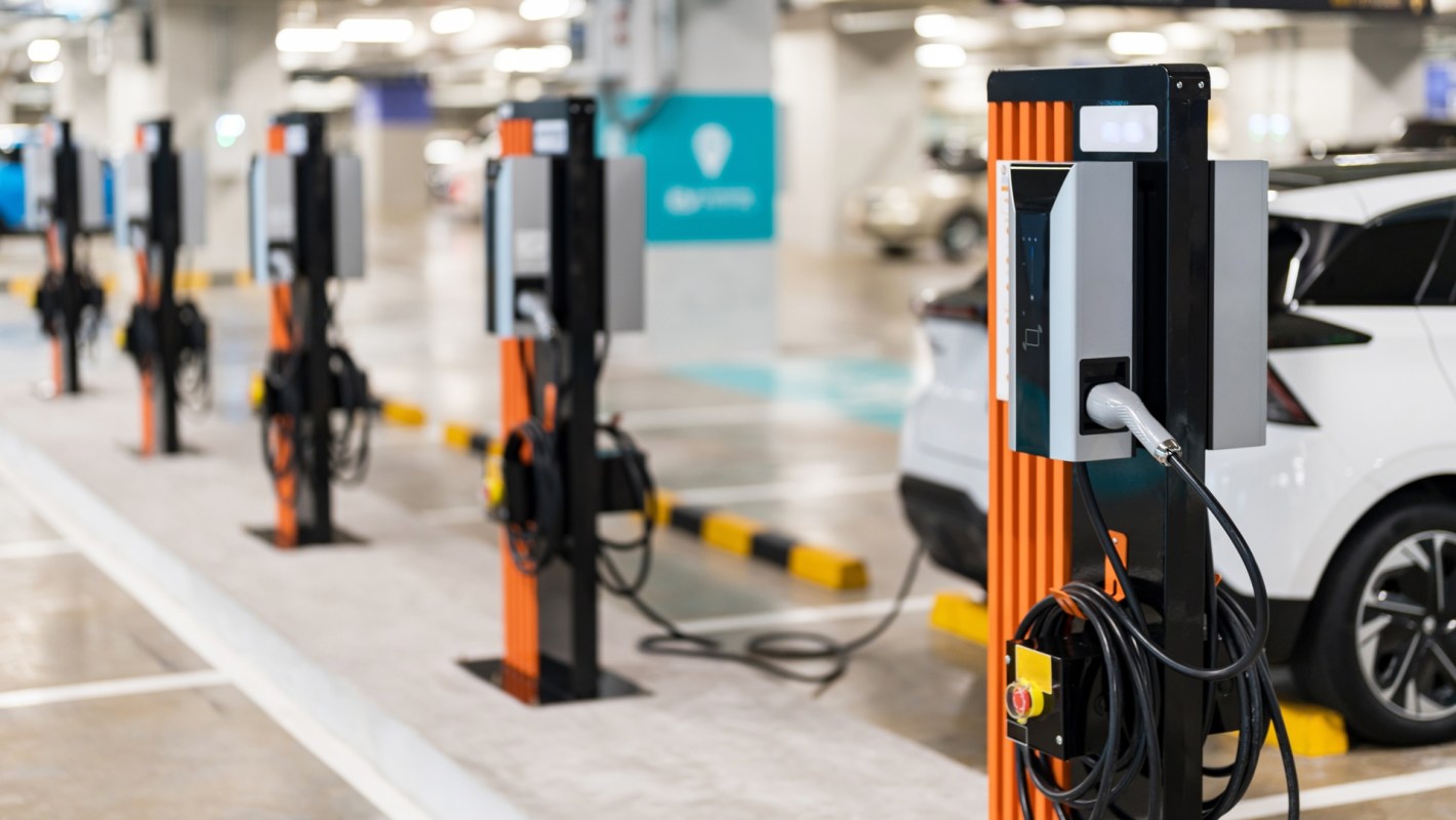 As 2026 looms, these new year's resolutions for the auto industry could be vital in accelerating the electric vehicle market's growth.