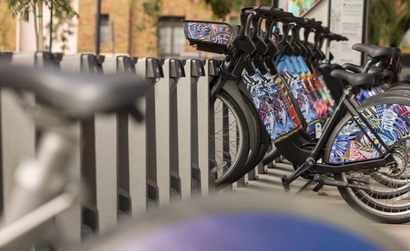 California's popular electric bike rebate program just hit a speed bump.