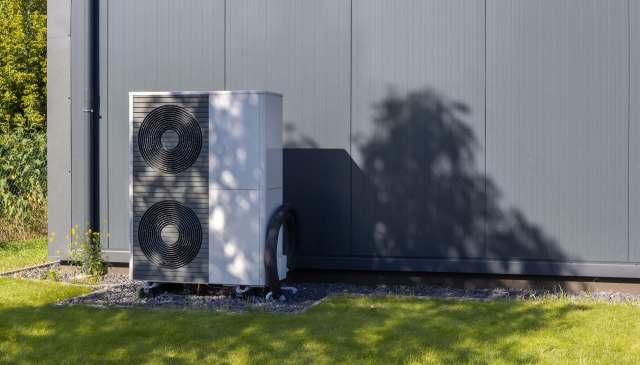 A homeowner shared how an HVAC tech pressured her to make a decision on the spot and wouldn't give her a written estimate.