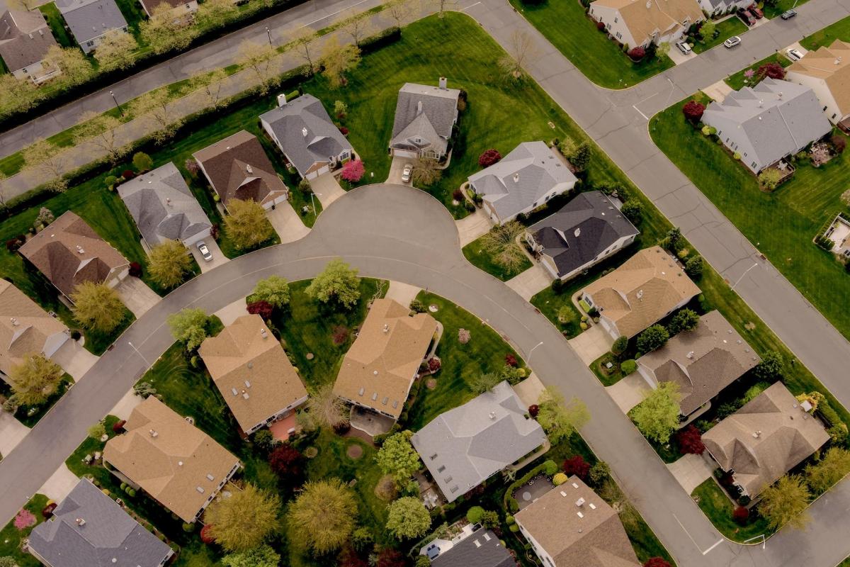 A Pennsylvania homeowner took to the r/HOA subreddit to express their frustration over their local homeowners association making selective calls on what kinds of trees can and cannot be planted.