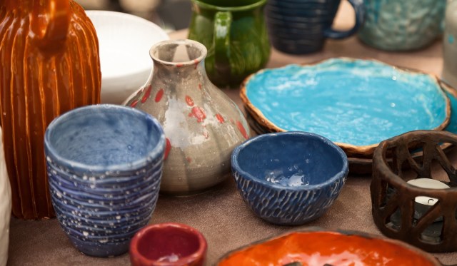 One lucky thrifter found an Art Deco Jazz Bowl worth over $27,000 at a Goodwill for only $4.49.