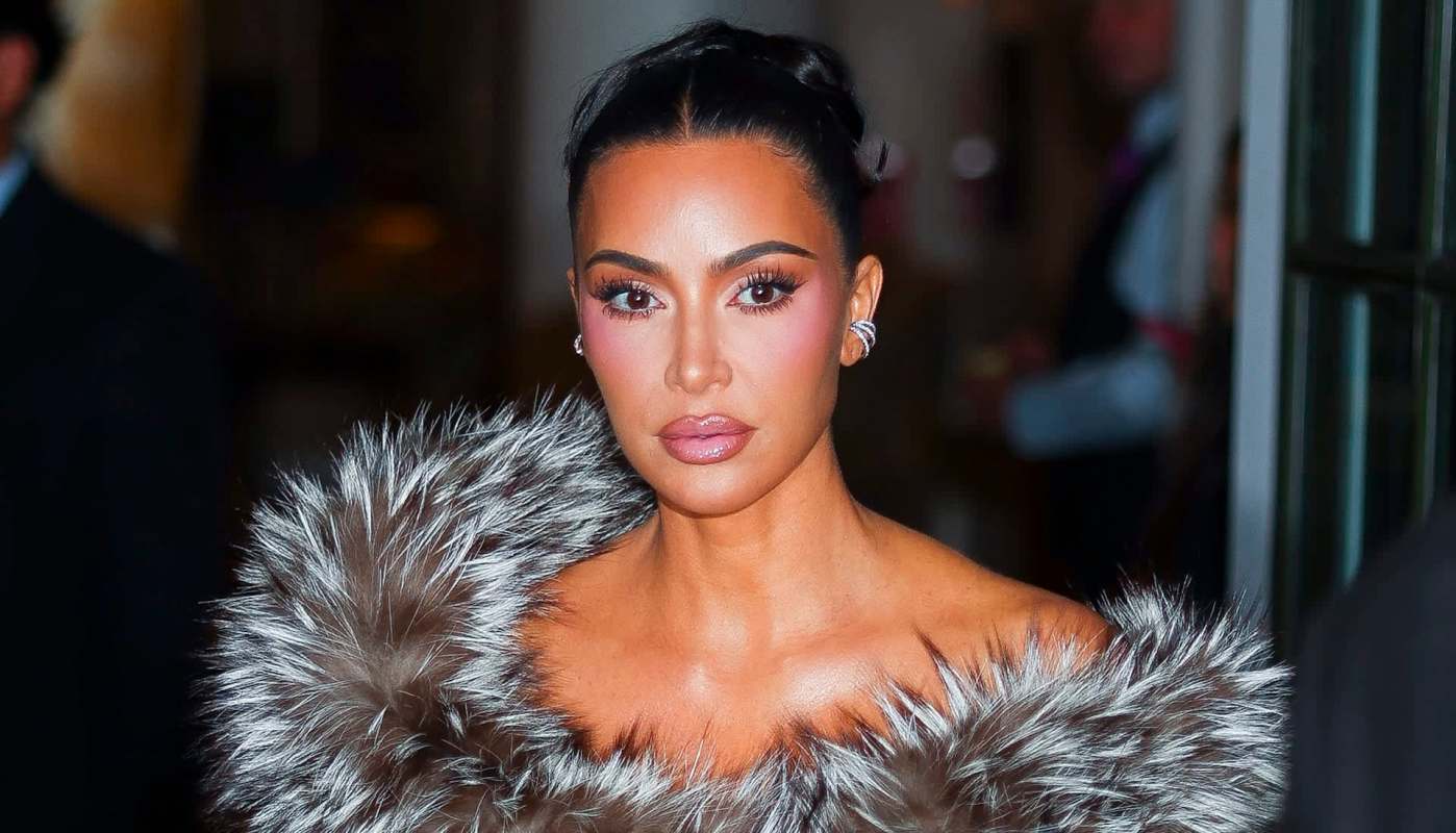 After sharing the Kardashians' flight info, a Reddit user revealed the outrageous carbon pollution from just one private jet trip.