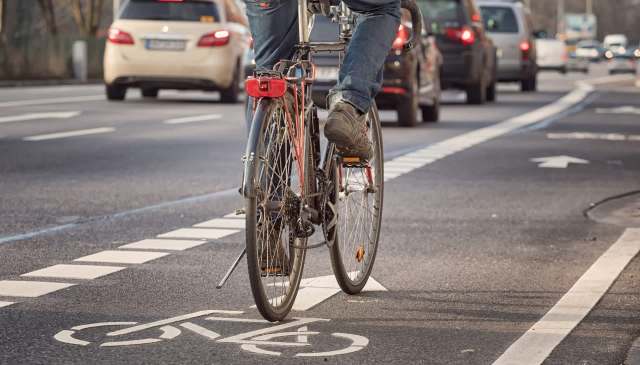 A discussion on Reddit's r/philadelphia revealed how drivers can be oblivious to Philadelphia's bike lanes.