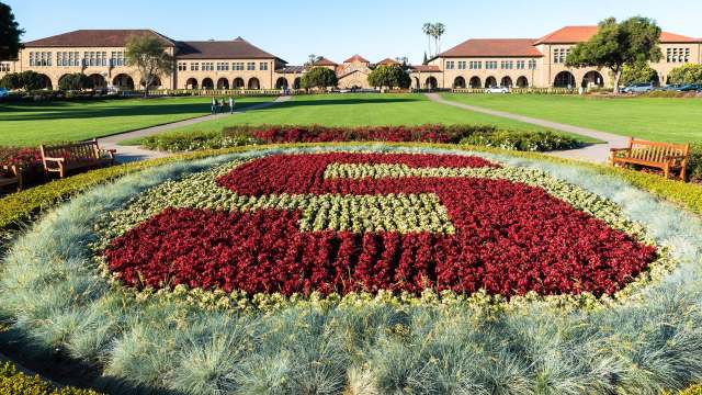 Graduates of Stanford's computer science program are struggling to find work because of AI.