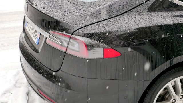 A Tesla owner described how their car's door handles froze in a now-viral Reddit post.