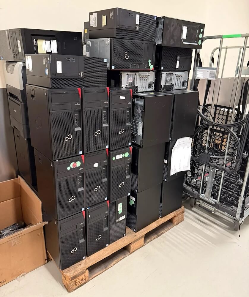 One Reddit user shared a photo of the shocking number of computers being discarded by a government agency because of the end of Windows 10.