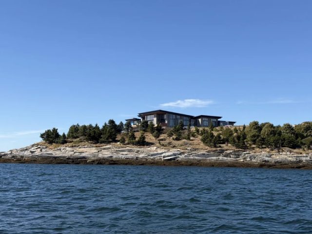 A Redditor sparked controversy after sharing a photo of a massive mansion on Hope Island near Portland, Maine.