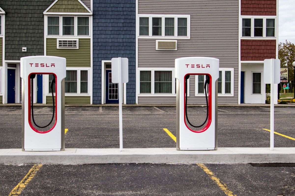 Residents at several apartment complexes near metro Detroit will soon have access to electric vehicle charging stations thanks to a large grant.