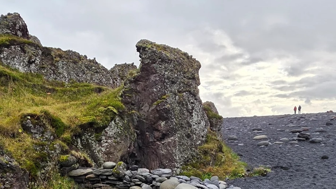 Iceland is one of the most beautiful places on Earth, but a growing number of tourists seem to think they can improve upon it with some modifications to the scenery.