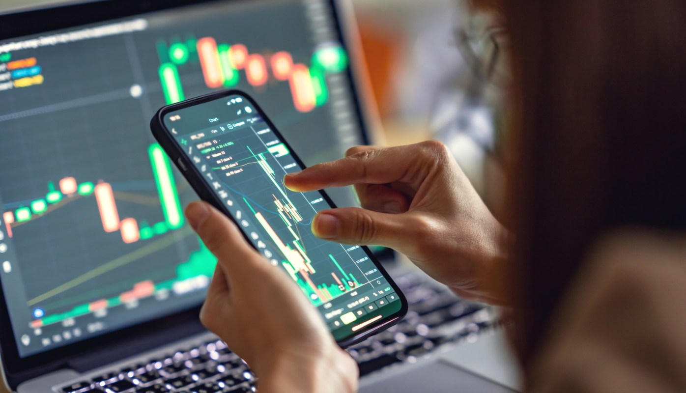 Bitcoin prices fell at the beginning of December, sparking further fears for the world's largest cryptocurrency.