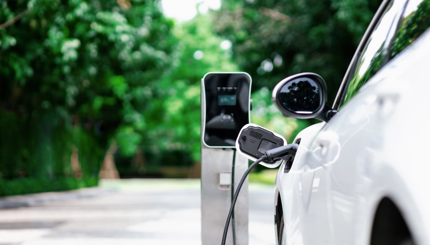 Castrol just made a breakthrough in EV battery tech with direct battery cooling, which helps EVs charge faster and last longer.