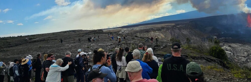 One Redditor shared how tourists disrespected Hawaii's Volcanoes National Park by blatantly disregarding safety rules.