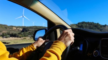 A new study reveals that EV battery lifespan can be far longer than many people expected, saving drivers money and benefiting the environment.