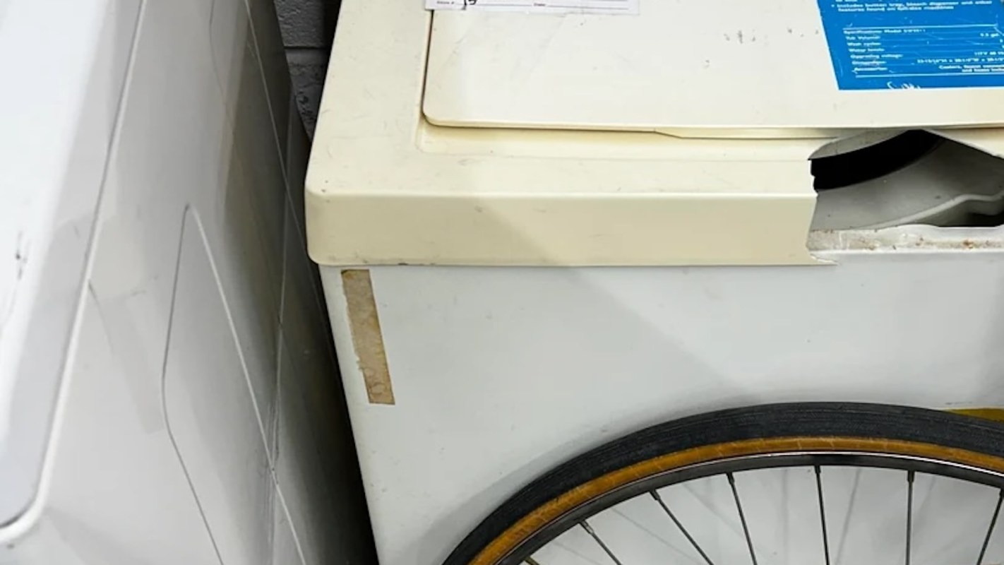 One Redditor's post revealed a thrift store selling an old washing machine incorrectly labeled as a dryer for nearly $200.