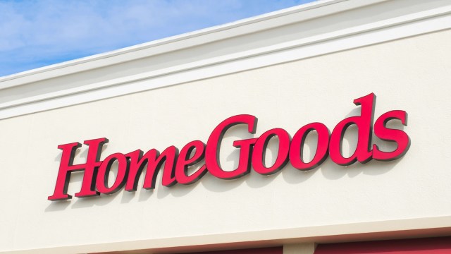 One TikTok user shared how dumpster diving helped them get discarded blankets and towels to people in need.