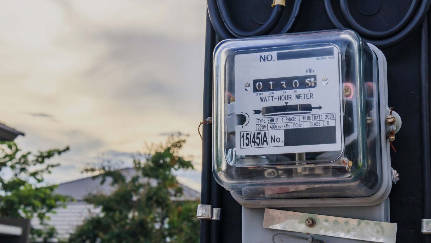 A new report reveals the negative impact of AI on electricity prices, particularly for residents in Virginia, Illinois, and Ohio.