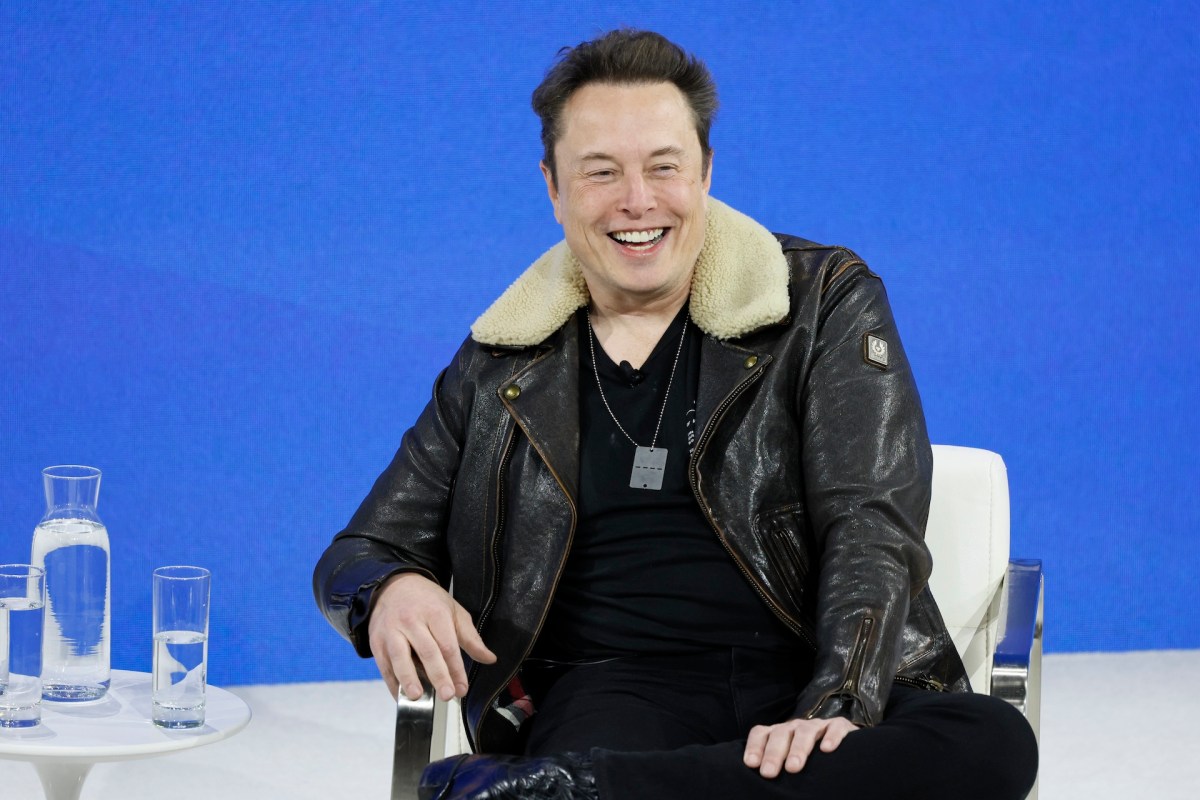 Elon Musk's march toward becoming the world's first trillionaire is becoming more like a rocket launch.