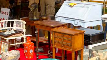 Savvy secondhand shoppers have been making incredible, rare, and vintage discoveries at estate sales.