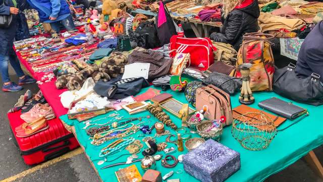 One thrifty shopper made an unexpected discovery inside a grab bag of jewelry from a flea market.