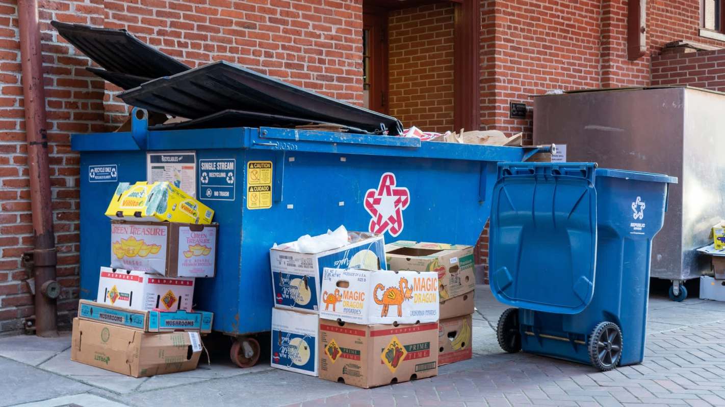 One shopper's photos of grocery store food waste led to a conversation about how retailers handle edible items.