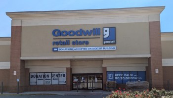 One Reddit user was shocked to discover a Louis Vuitton bag hidden inside a seemingly ordinary Prada dust bag.