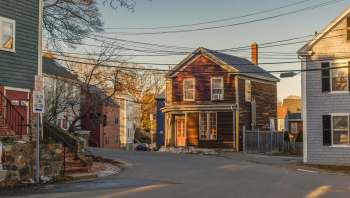A new program in Massachusetts is allowing heat pump owners to save on energy costs this winter.