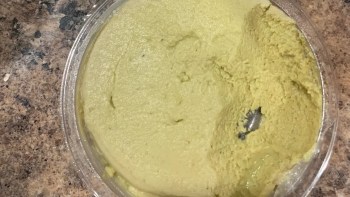 One Redditor discovered a clever way to expose a deceptive Zacca hummus package that was loaded with extra plastic.