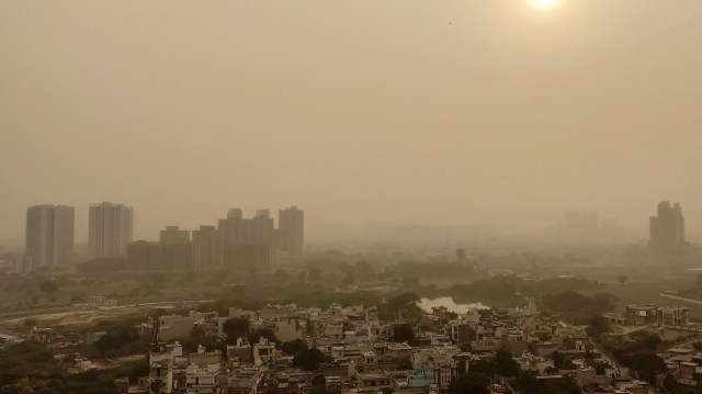 Researchers studying the atmosphere of India's busiest cities have uncovered widespread inhalable microplastics.