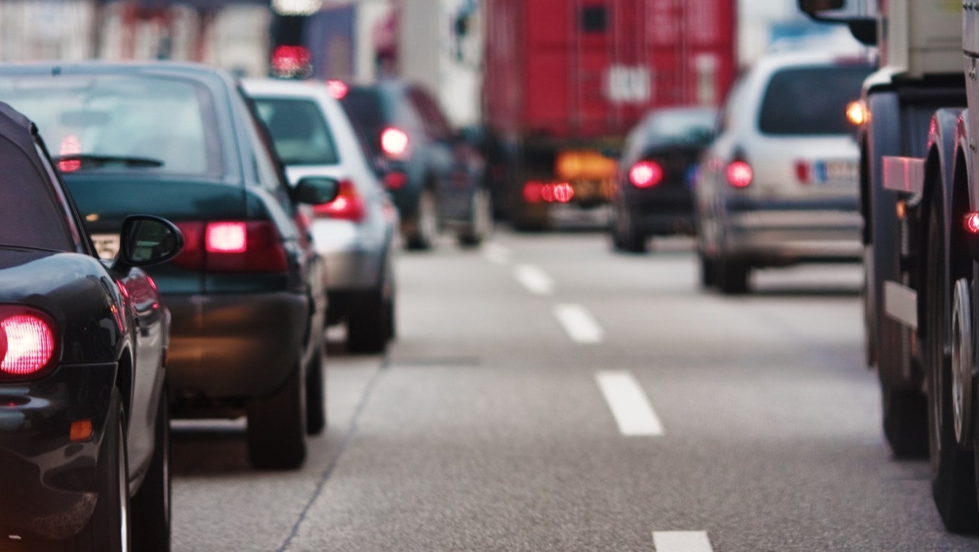 One Redditor shared an image, highlighting the issue of oversized truck's parking.