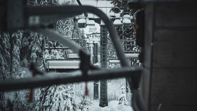 The Snow Compass is a snow prediction tool designed by Swiss researchers to help ski resorts plan for an uncertain future.