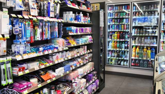 Lancashire Police and Trading Standards raided a shop in Rawtenstall, England, confiscating about 20,000 illegal cigarettes and 350 illegal vapes.